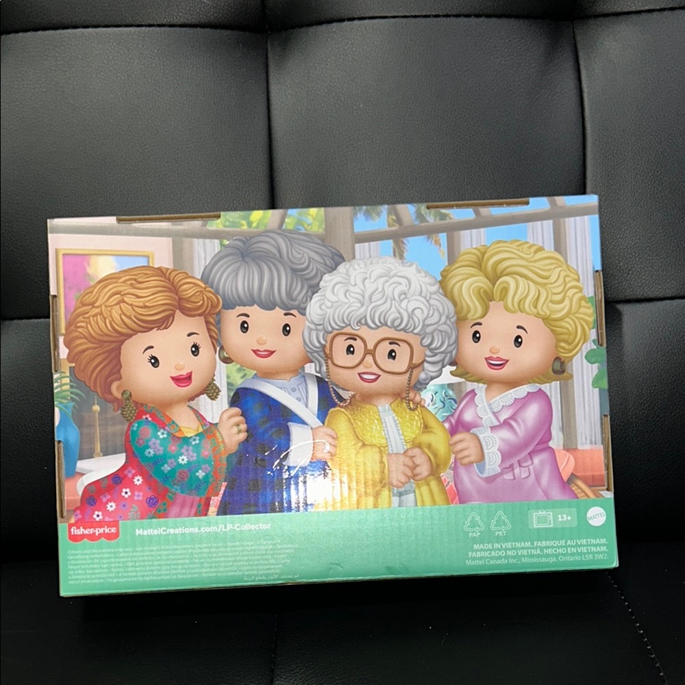 The Golden Girls Collector Set - Picture 2 of 7